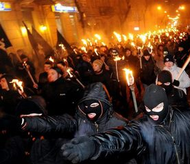 Nazis in Ukraine facists march